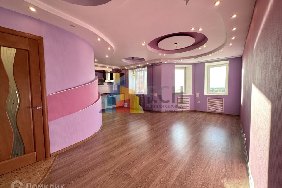 Продаётся 3-комнатная квартира, 70.3 м²