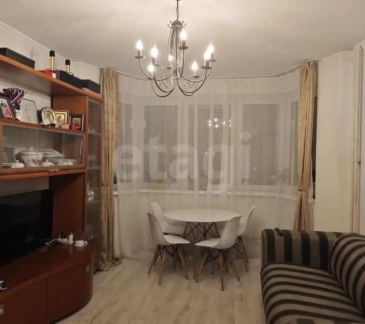 Продаётся 3-комнатная квартира, 63 м²