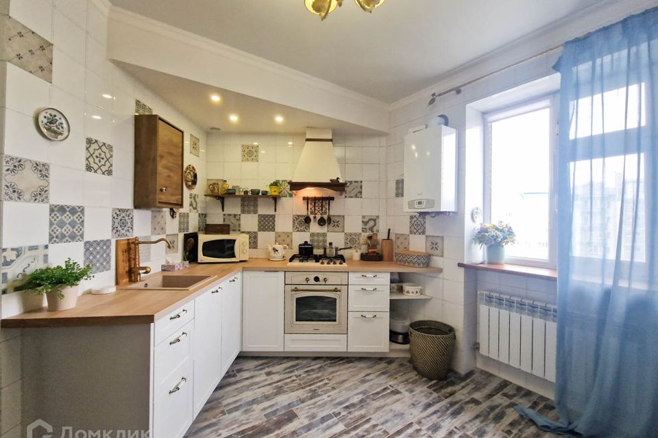 Продаётся 2-комнатная квартира, 64.4 м²
