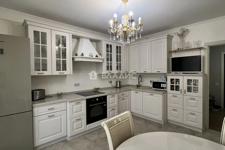 Продаётся 3-комнатная квартира, 79.7 м²