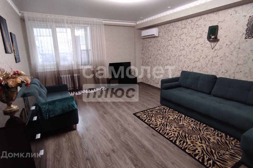 Продаётся 1-комнатная квартира, 52.3 м²