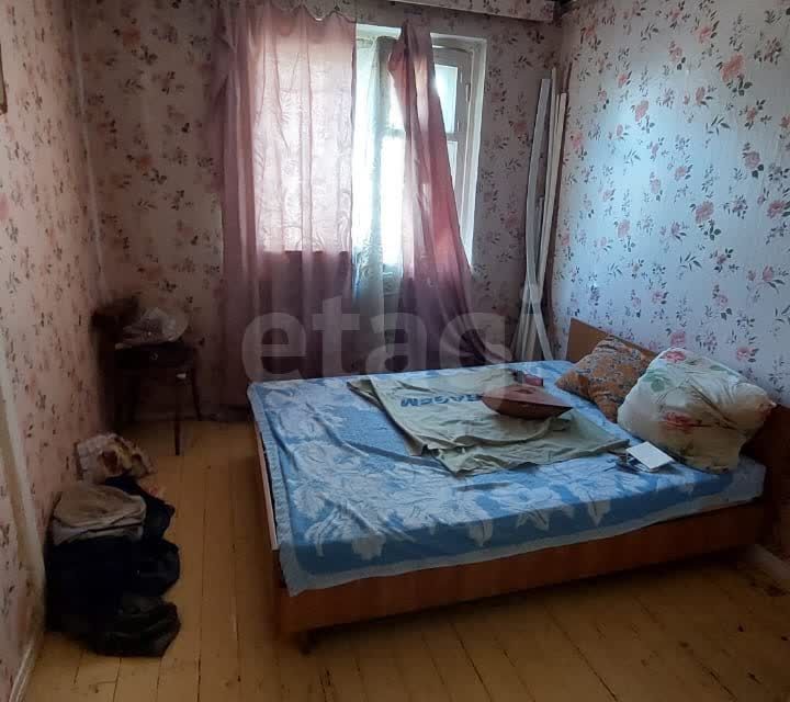 Продаётся 3-комнатная квартира, 47.3 м²