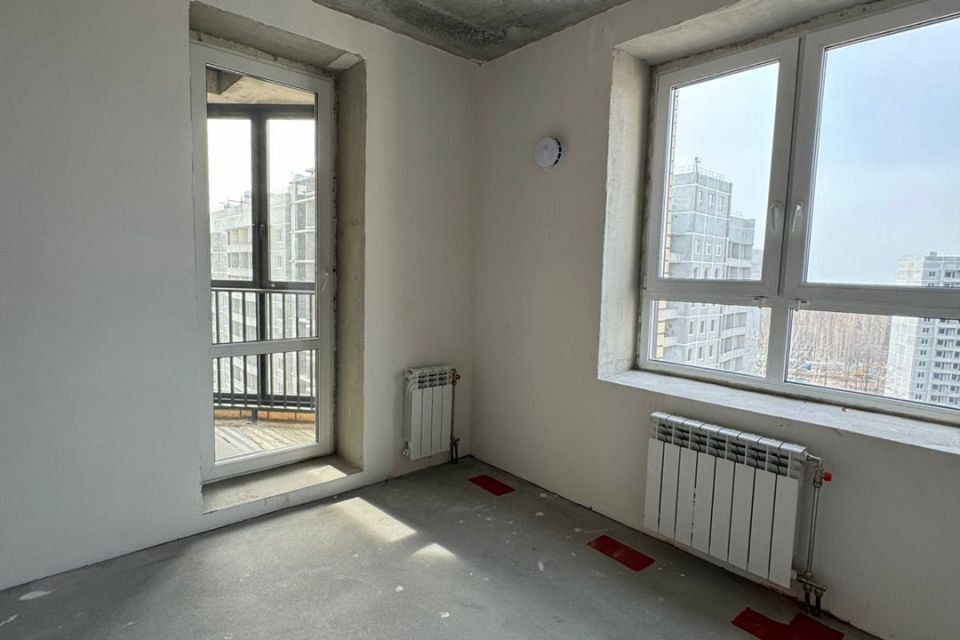 Продаётся 3-комнатная квартира, 100 м²
