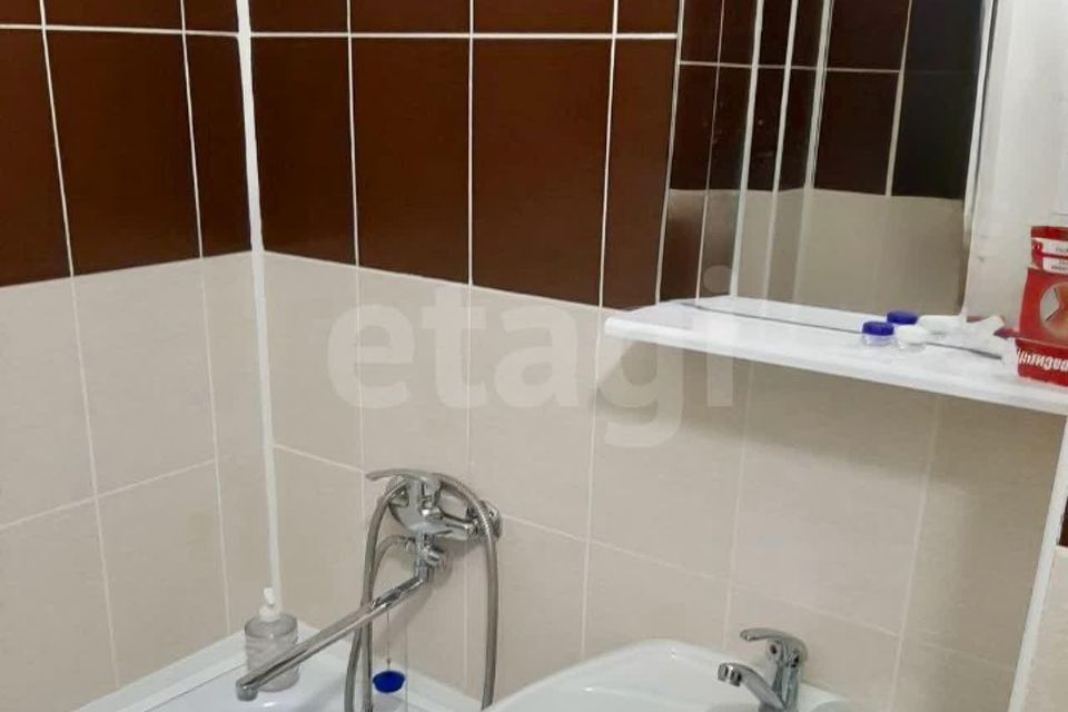 Продаётся 1-комнатная квартира, 37 м²