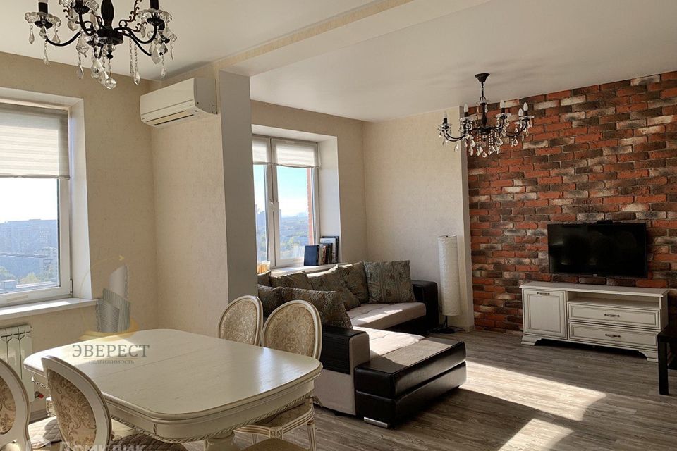 Продаётся 3-комнатная квартира, 96.7 м²