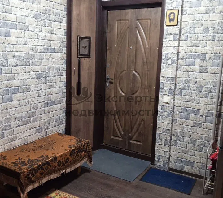 Продаётся 3-комнатная квартира, 61.9 м²