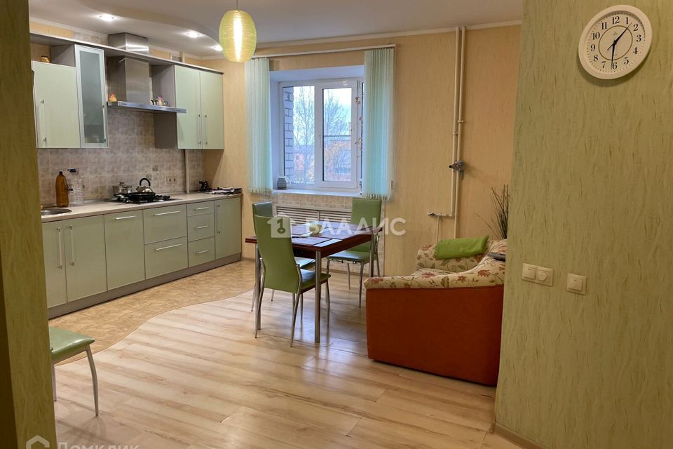 Продаётся 2-комнатная квартира, 78.4 м²