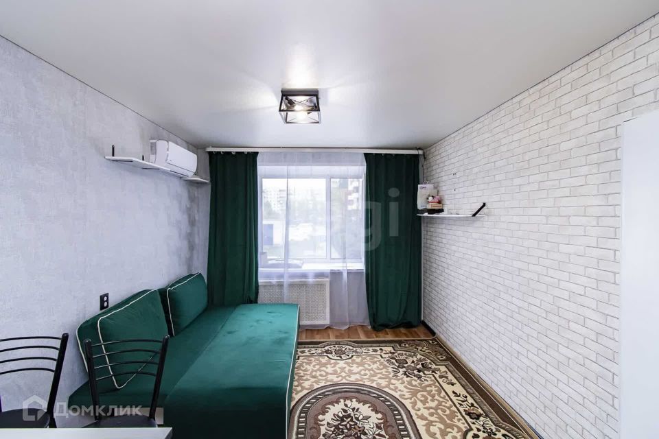 Продаётся комната в 1-комн. квартире, 38 м²