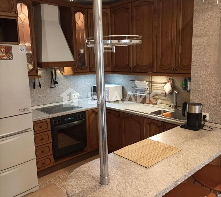 Продаётся 4-комнатная квартира, 111 м²