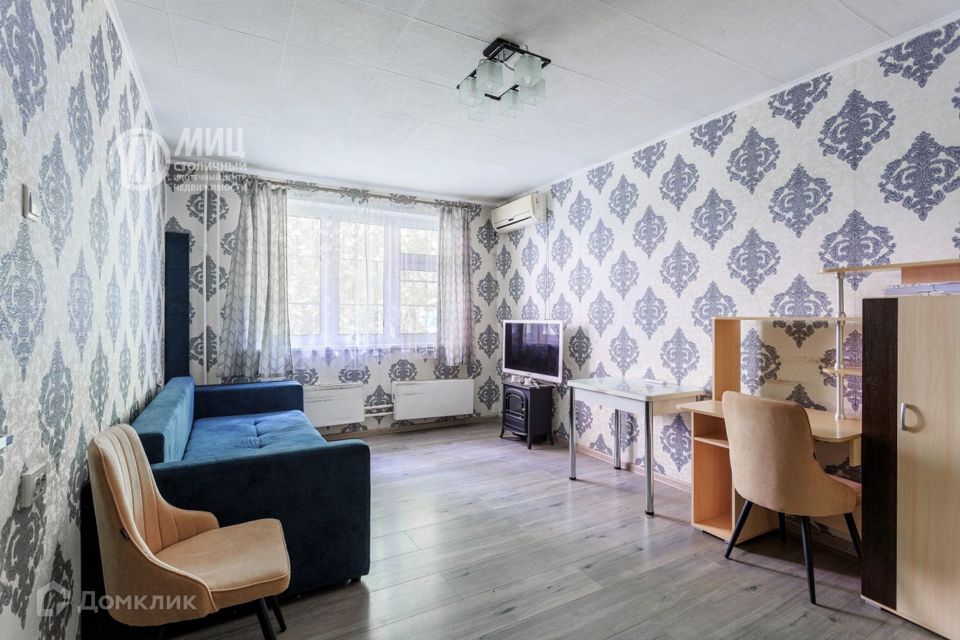 Продаётся 1-комнатная квартира, 37.8 м²