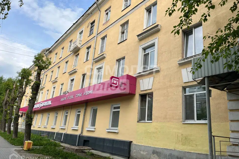 Продаётся комната в 1-комн. квартире, 17.2 м²