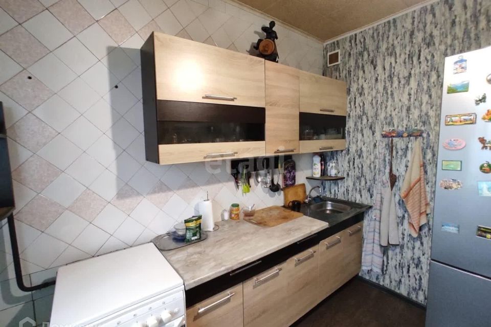 Продаётся 3-комнатная квартира, 61.3 м²