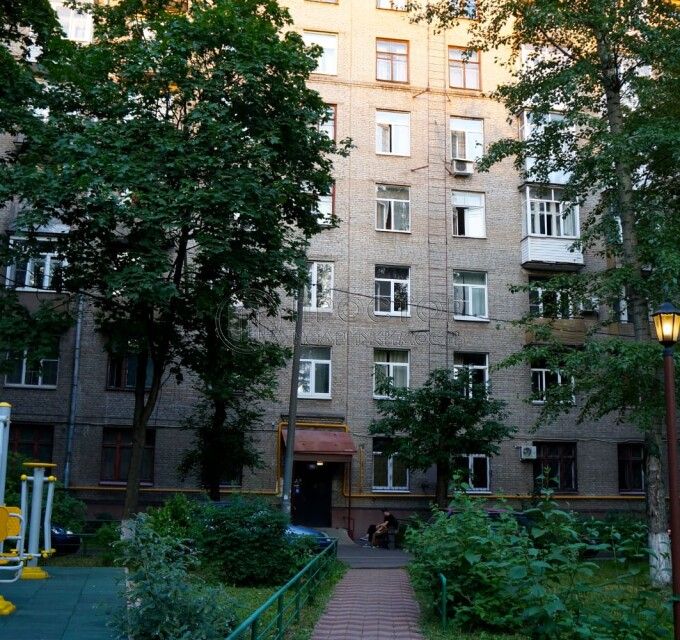 Продаётся комната в 2-комн. квартире, 19 м²