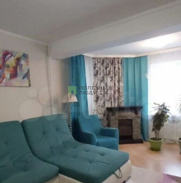 Продаётся 4-комнатная квартира, 90 м²