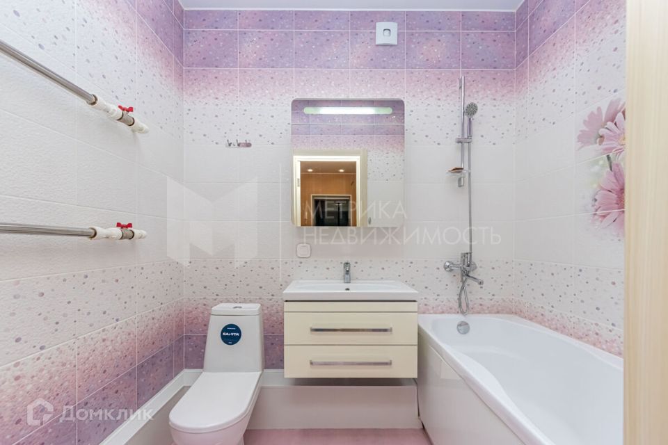 Продаётся 1-комнатная квартира, 48.7 м²