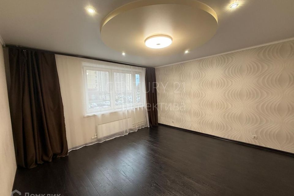 Продаётся 2-комнатная квартира, 60.4 м²