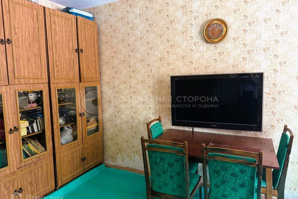 Продаётся 4-комнатная квартира, 75 м²
