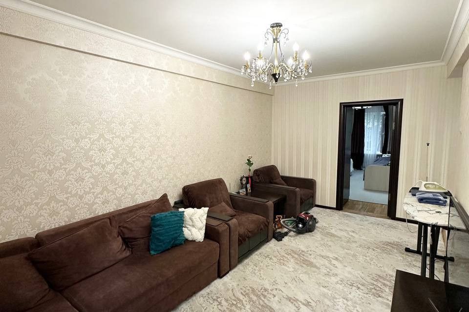 Продаётся 3-комнатная квартира, 60 м²