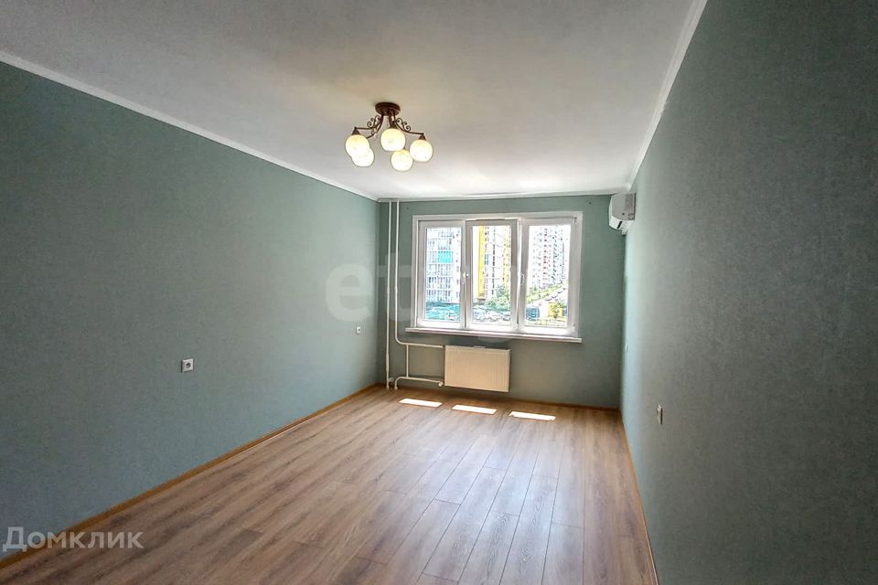 Продаётся 1-комнатная квартира, 38 м²