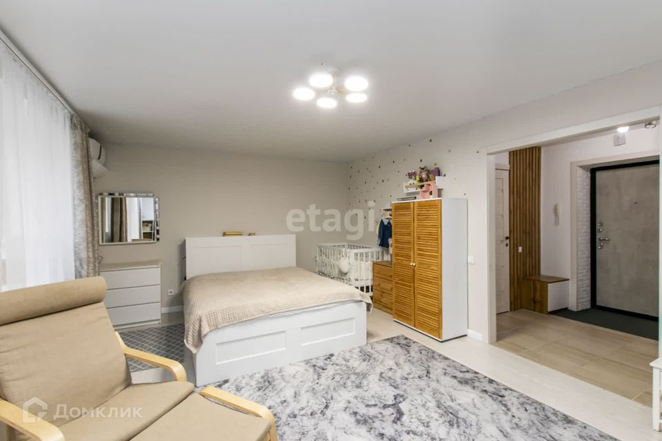Продаётся 1-комнатная квартира, 49.8 м²