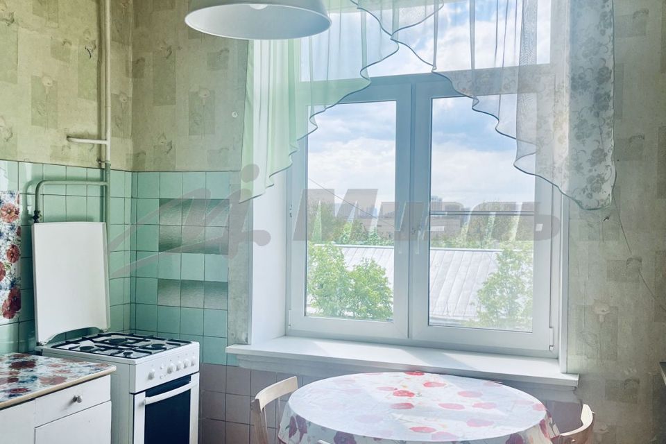 Продаётся 2-комнатная квартира, 62.2 м²