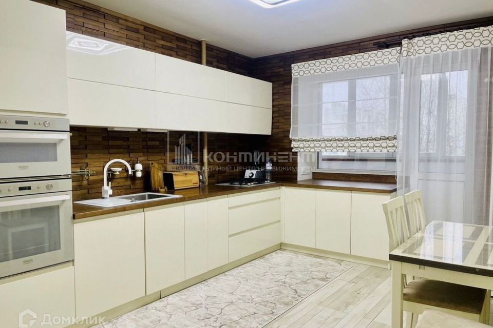 Продаётся 3-комнатная квартира, 83.6 м²