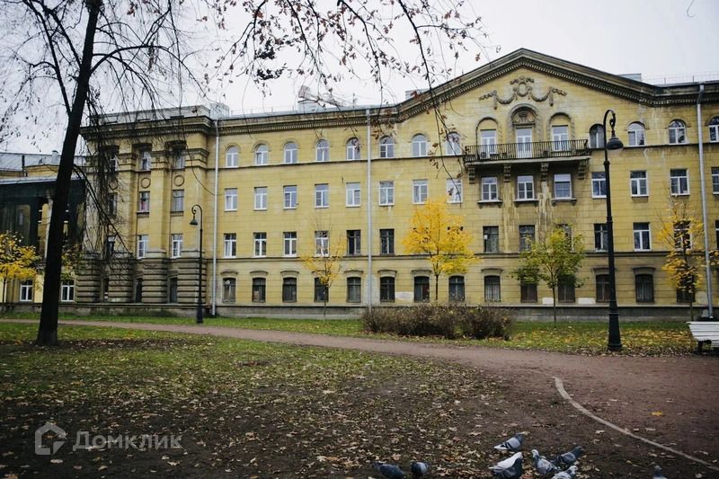 Продаётся 15-комнатная квартира, 498.1 м²