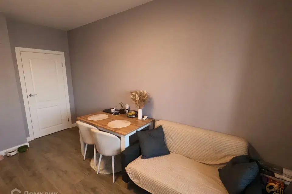 Продаётся 1-комнатная квартира, 37.1 м²