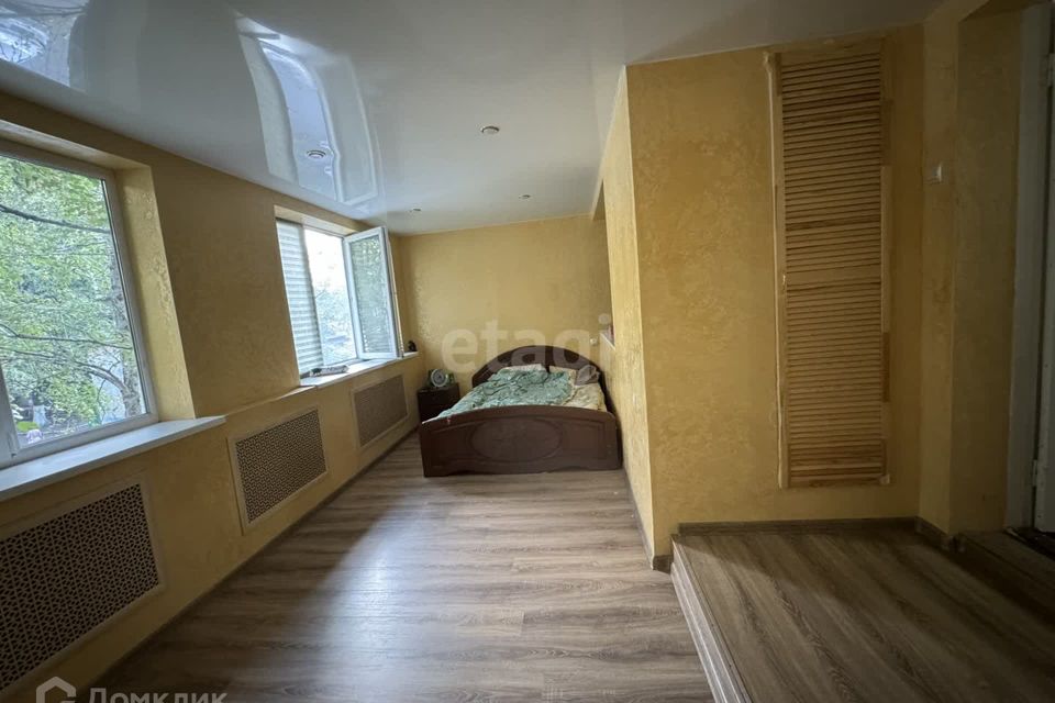 Продаётся 4-комнатная квартира, 80 м²