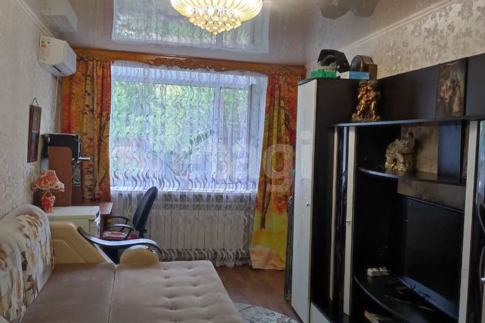 Продаётся 3-комнатная квартира, 57.7 м²