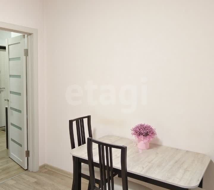 Продаётся 1-комнатная квартира, 46 м²