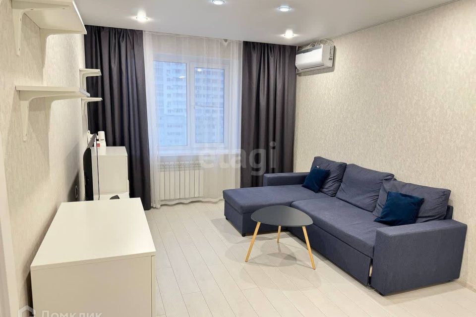 Продаётся 2-комнатная квартира, 56.8 м²