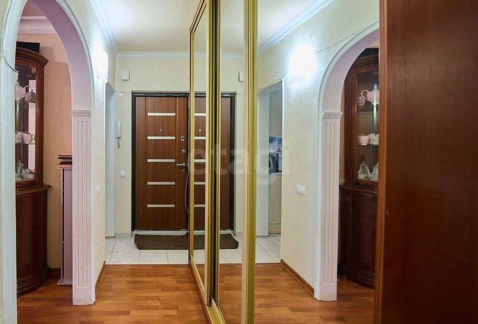 Продаётся 3-комнатная квартира, 63 м²