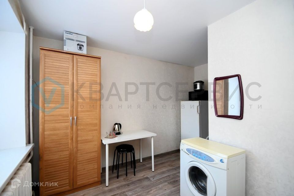 Продаётся комната в 6-комн. квартире, 12.2 м²