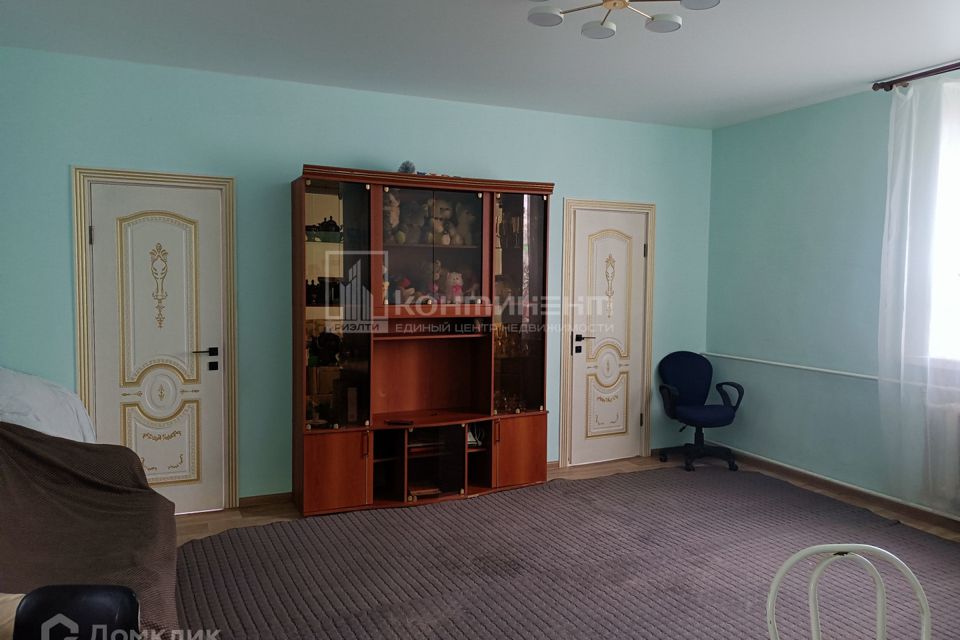 Продаётся 3-комнатная квартира, 58.3 м²