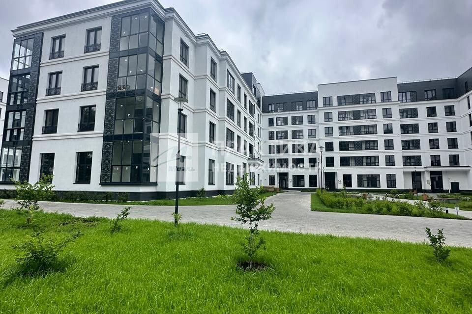 Продаётся 2-комнатная квартира, 71.8 м²