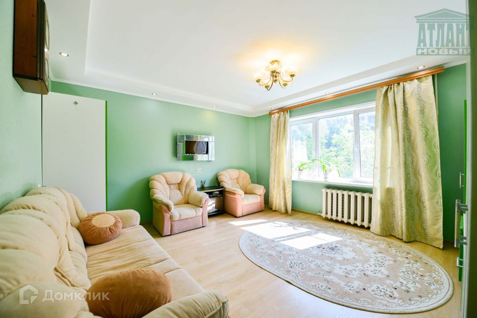 Продаётся 3-комнатная квартира, 63.3 м²
