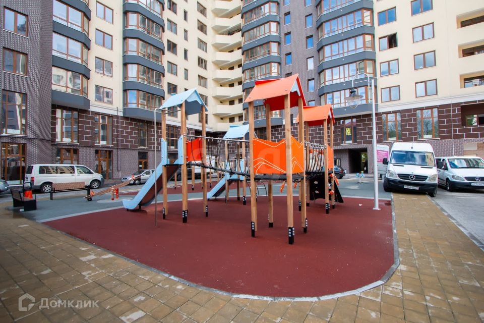 Продаётся 1-комнатная квартира, 50.16 м²