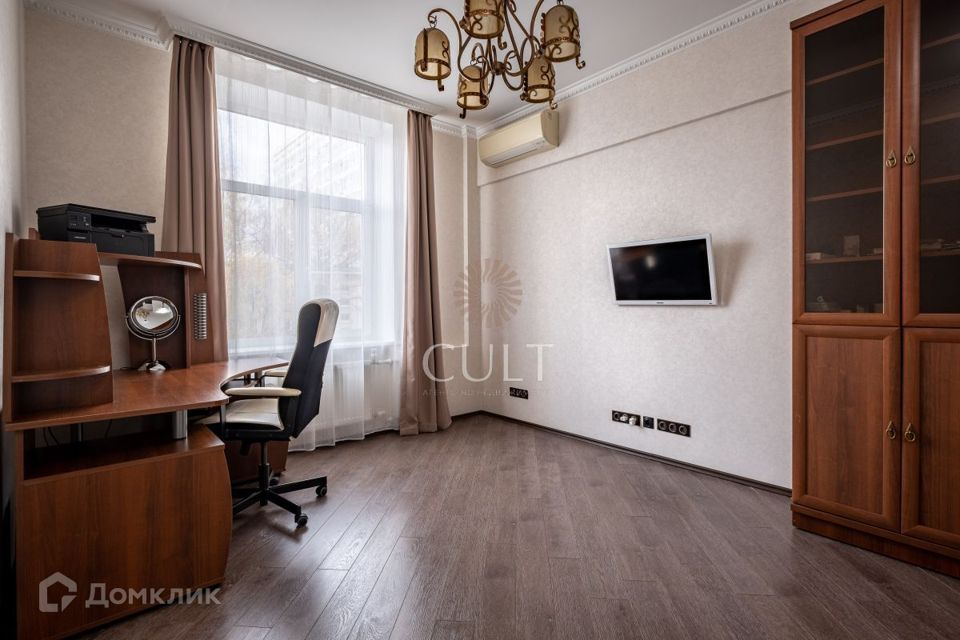 Продаётся 4-комнатная квартира, 100.5 м²