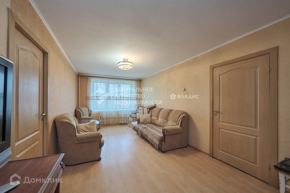 Продаётся 3-комнатная квартира, 51.5 м²