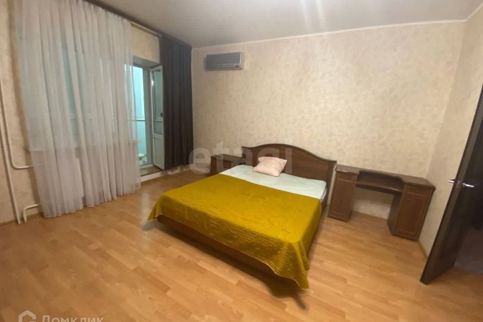 Сдаётся 1-комнатная квартира, 43 м²