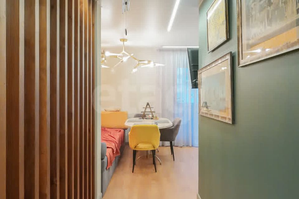 Продаётся 3-комнатная квартира, 111.5 м²