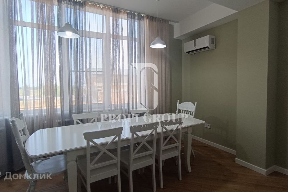 Продаётся 2-комнатная квартира, 106 м²