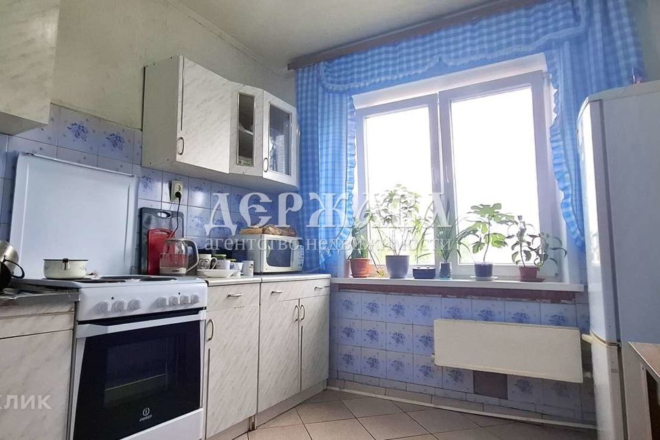 Продаётся 2-комнатная квартира, 52.8 м²