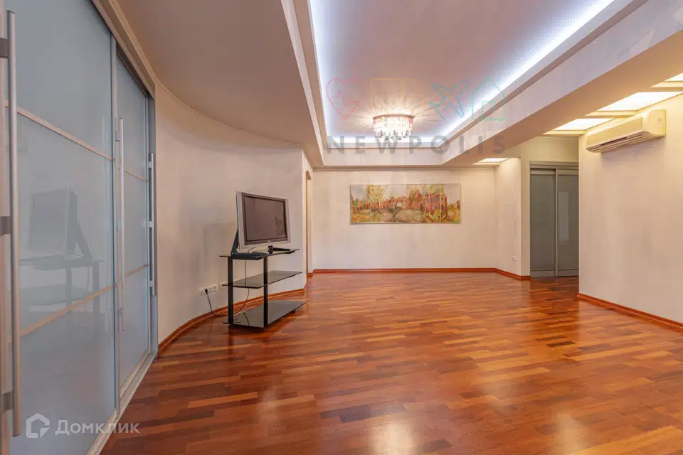 Продаётся 3-комнатная квартира, 89.5 м²