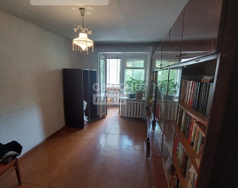Продаётся 3-комнатная квартира, 64.7 м²