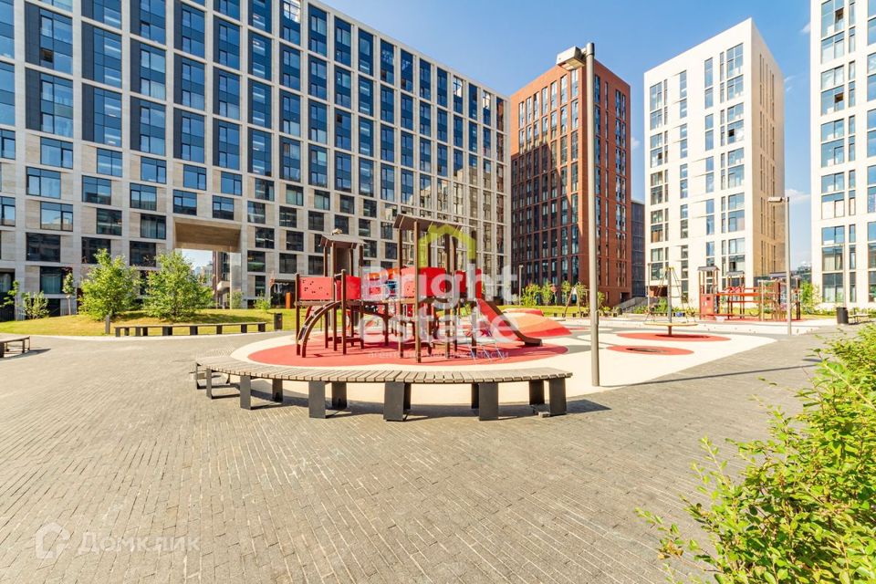 Продаётся 3-комнатная квартира, 132.3 м²