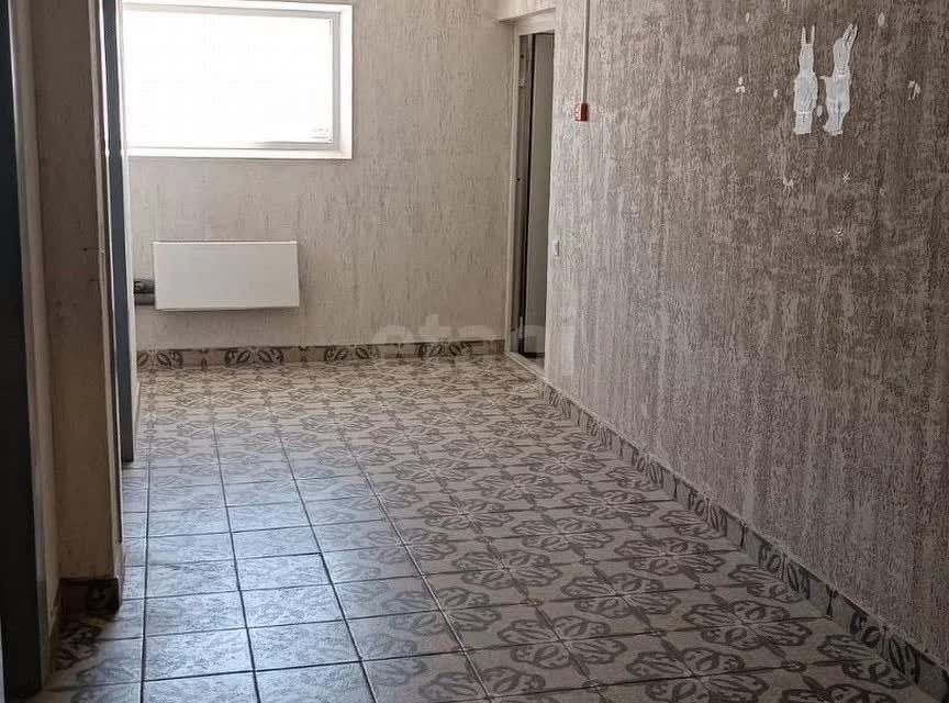 Продаётся 1-комнатная квартира, 42 м²