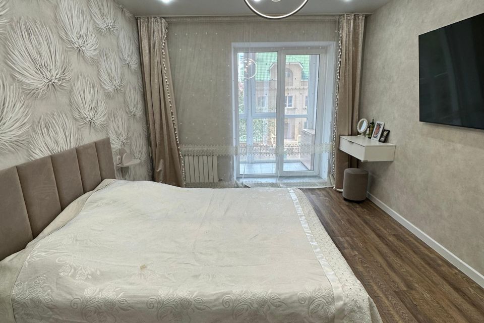 Продаётся 2-комнатная квартира, 69.5 м²