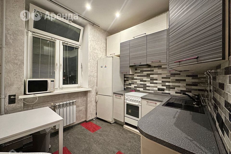 Сдаётся 2-комнатная квартира, 55 м²